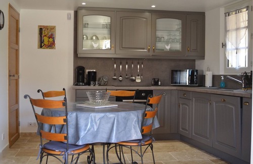 Ansouis House | Village house in southern Luberon