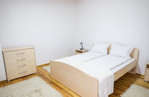 Mrzenci House | Village House