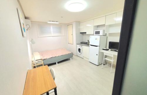 Beon 1-dong Apartment | Village House Seoul