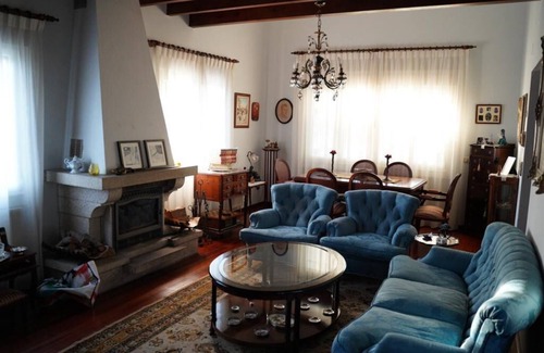 Valdovino House | Village house with large garden near the beach