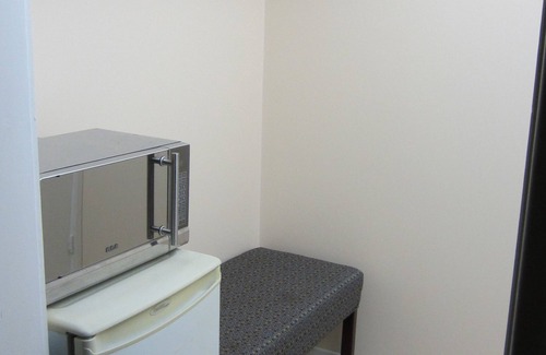 Lively Hotel | Village Inn & Suites