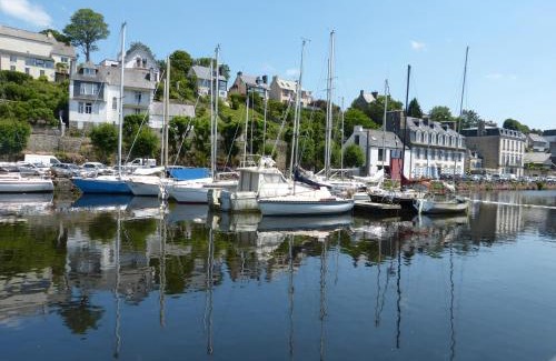 Saint-Benoit-des-Ondes House | village insolite tiny