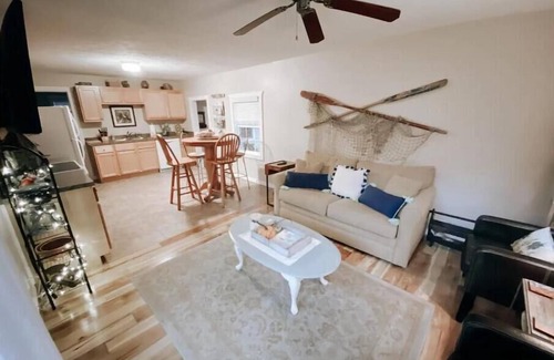 Spring Lake House | Village Lakehouse: Relaxing Getaway near the Beach