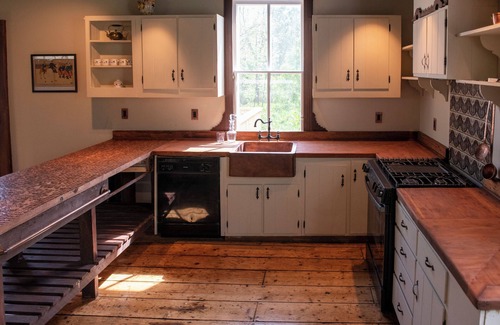 Athens Other | Village of Athens near Hudson, in Hudson Valley - 200-year-old House on Pond
