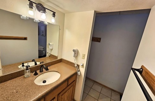 Copper Mountain Village House | Village square 442 Center Village Copper Mountain