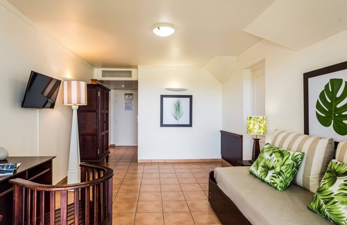 Gros Raisins Hotel | Village St Luce Pierre & Vacances
