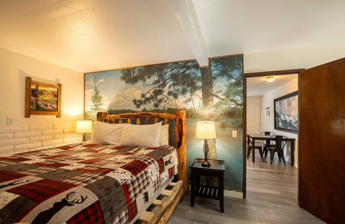 The Village Hotel | Village Suites Inn. Polar Bear, Perfect Location in the Village, fully equipped downstairs unit