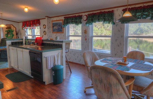 Bertram House | Village Village Country