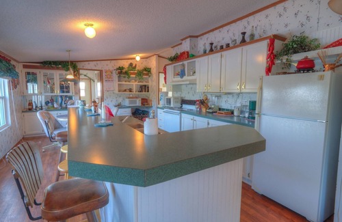 Bertram House | Village Village Country