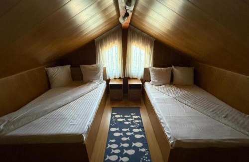 Bicaz Boat Rental | VILLAGEbythelake Bicaz