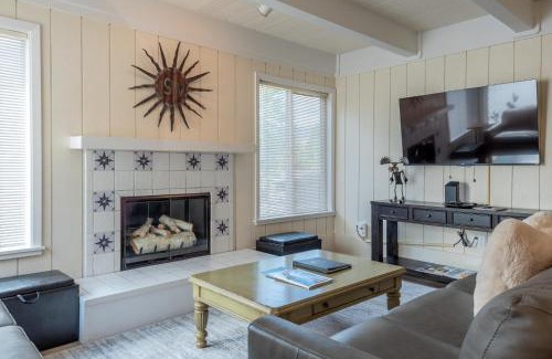 Elkhorn House | Villager Condo 1207