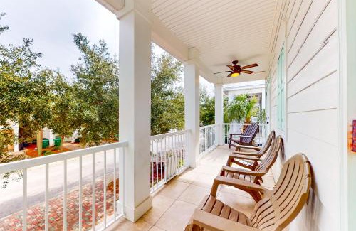 Villages of Crystal Beach House | Villages of Crystal Beach: Vitamin Sea