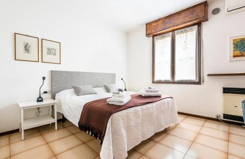 Villaggio degli Sposi Apartment | VILLAGGIO HOSPITAL HOUSE