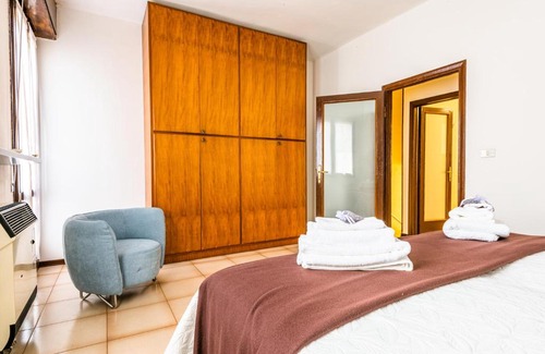 Villaggio degli Sposi Apartment | VILLAGGIO HOSPITAL HOUSE