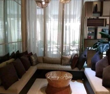 Downtown Cebu Apartment | Villahermiastaycation Cebu - The Persimmon Studio