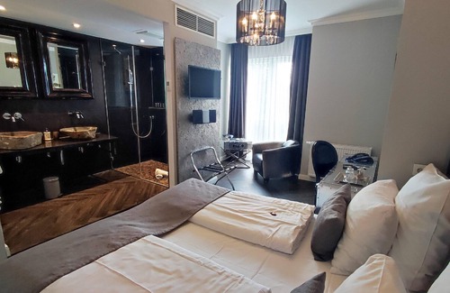 Rodenkirchen Hotel | Villahotel Rheinblick