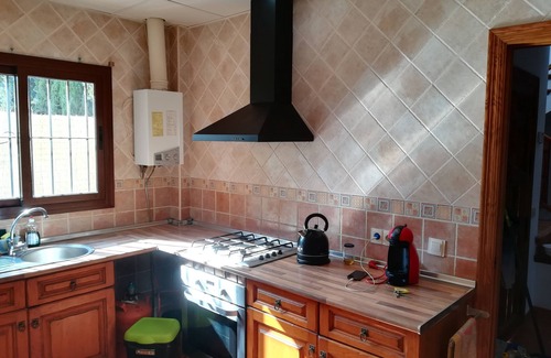 Estepona Ski Chalet | VillainGolf Camp with interviews and near the village center and the beach of Marbella