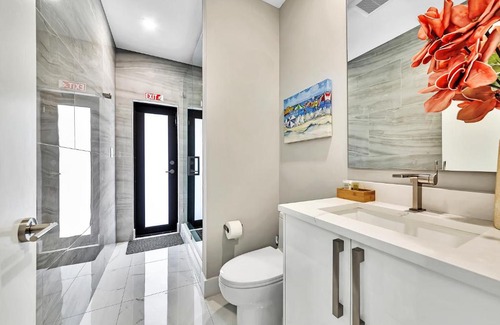 Tarpon River House | VillaPlaya brand new home, modern style resort!