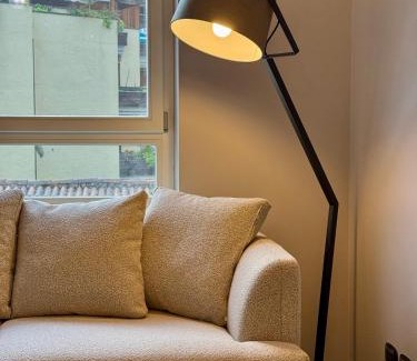 Old Town Apartment | VILLAREJA - Stilvolle ruhige Boutique-Suite mit Terrasse, Designbad und Altstadtblick im Herzen von Bozen