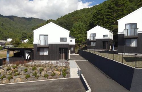 Fujiyoshida Villa | Villas Asama no Iori