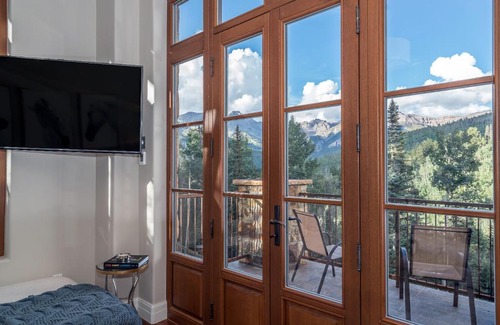 Mountain Village Apartment | Villas at Cortina 1 by Alpine Lodging Telluride