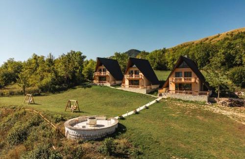 Poscenje Villa | Villas Bašović