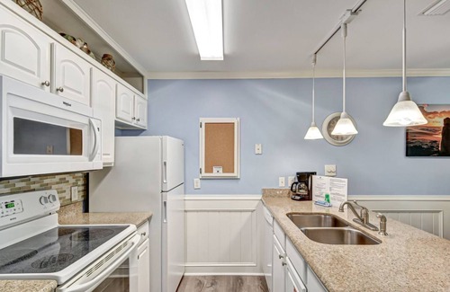 Jekyll Island Condo | Villas By The Sea, Unit 455