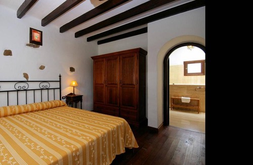 Haria Villa | Villas Finca la Crucita 3 Bedrooms with Share Pool