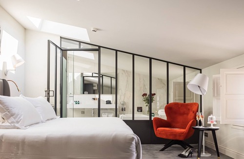 Hotel de Ville - Quinconces Hotel | Villas Foch