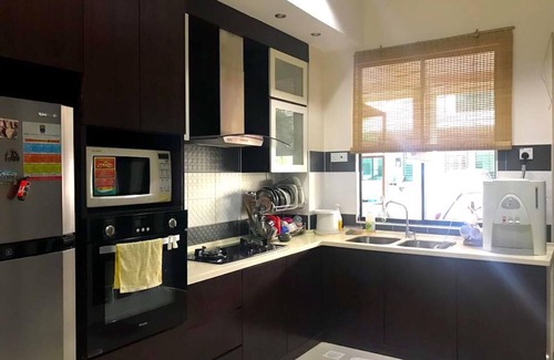 Paya House | Villas for families and friends