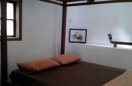 Klojen Bed & Breakfast | villas in batu indonesia Homestay Real one double room