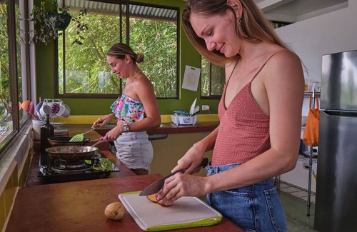 Quepos Hotel | Villas Jacquelina Boutique Hotel – Ideal for Group Getaways & Events