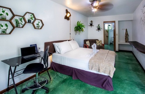 Quepos Hotel | Villas Jacquelina Boutique Hotel – Ideal for Group Getaways & Events