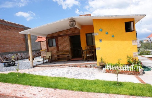 Bernal Ski Chalet | Villas La Bisnaga