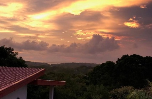Uvita Cabin | Villas Lambeau #1 Ocean View - Fiber Optic/1BR 1 BA