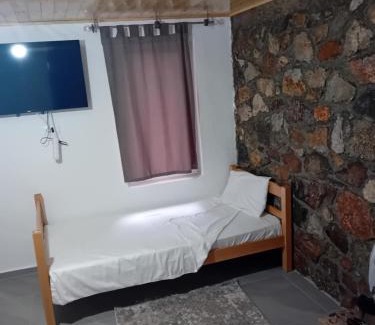 Pejë Ski Chalet | Villas Meti Rugove