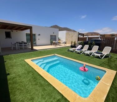 Puerto del Rosario Villa | Villas Mirafonso- PISCINA PRIVADA a 10 min de la ciudad