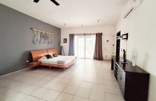 Anton Lizardo Villa | Villas Montserrat Wellness Center