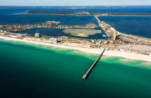 Pensacola Beach Apartment | Villas on the Gulf unit G8