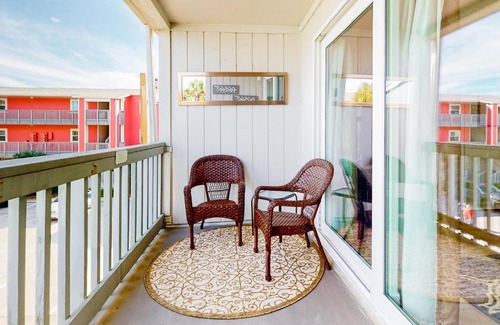 Pensacola Beach Apartment | Villas on the Gulf H10