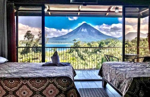El Fosforo Bed & Breakfast | Villas Paradise Arenal Volcano Lake View