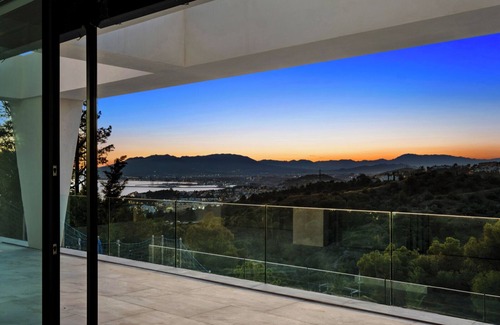 Pinares de San Anton Villa | Villas Pinares de San Antón, Saltwater pool, Sea, City, Mountain Views
