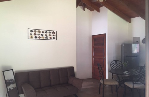 Hatillo Villa | Villas San Fernando 5 minutes from Dominical