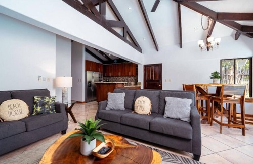 Playa Hermosa Villa | Villas Sol 29 - La Casita de Rana!