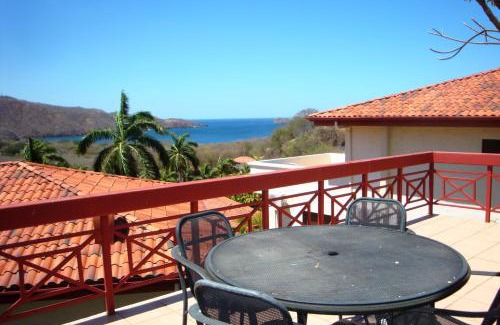 Playa Hermosa Resort | Villas Sol Beach Resort