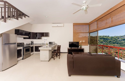 Playa Hermosa Resort | Villas Sol Beach Resort