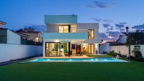Rincon de la Victoria Villa | VillaSwimmingpoolMalaga