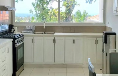Urbanizacion Tavarez Villa | VillaTracey! Modern Sosua 4BR/4BA OcnView Pool Jacuzzi Maid Walk to Town & Beach