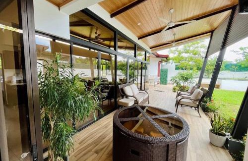 Tarcoles Villa | VillaVerde Beach House