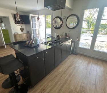 La Bree-les-Bains House | Villayam Maison vue sur mer avec piscine 10m chauffée classée 3 étoiles